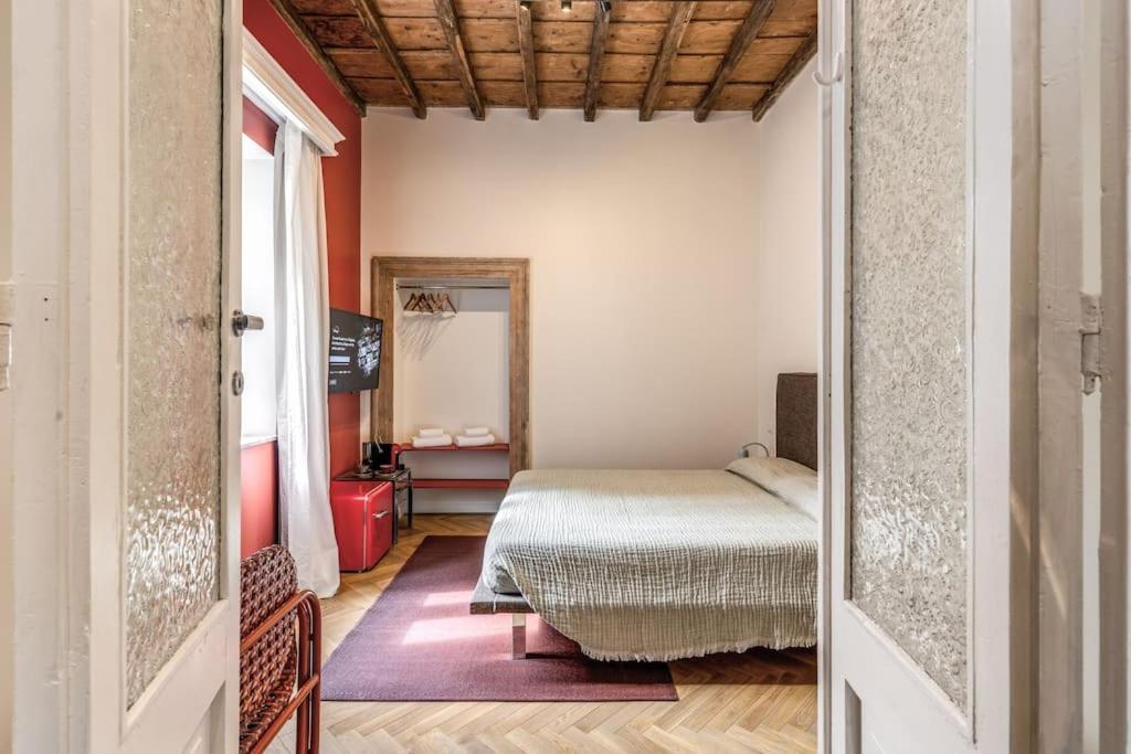 Apartment La Rossa Del Colosseo Rom